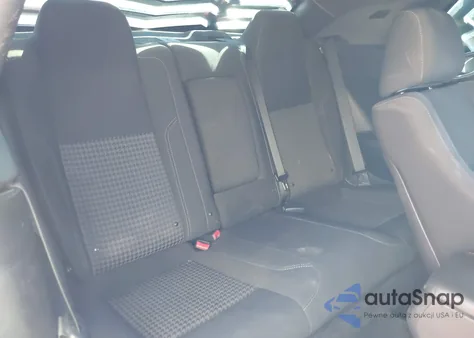 2018 Dodge Challenger Sxt z USA, uszkodzony, nr VIN 2C3CDZAG1JH219407